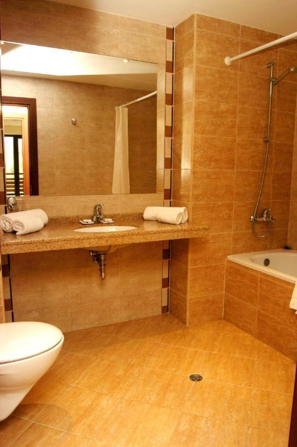 The View Apartment, Terra Complex Neighbour Building Bansko Dış mekan fotoğraf
